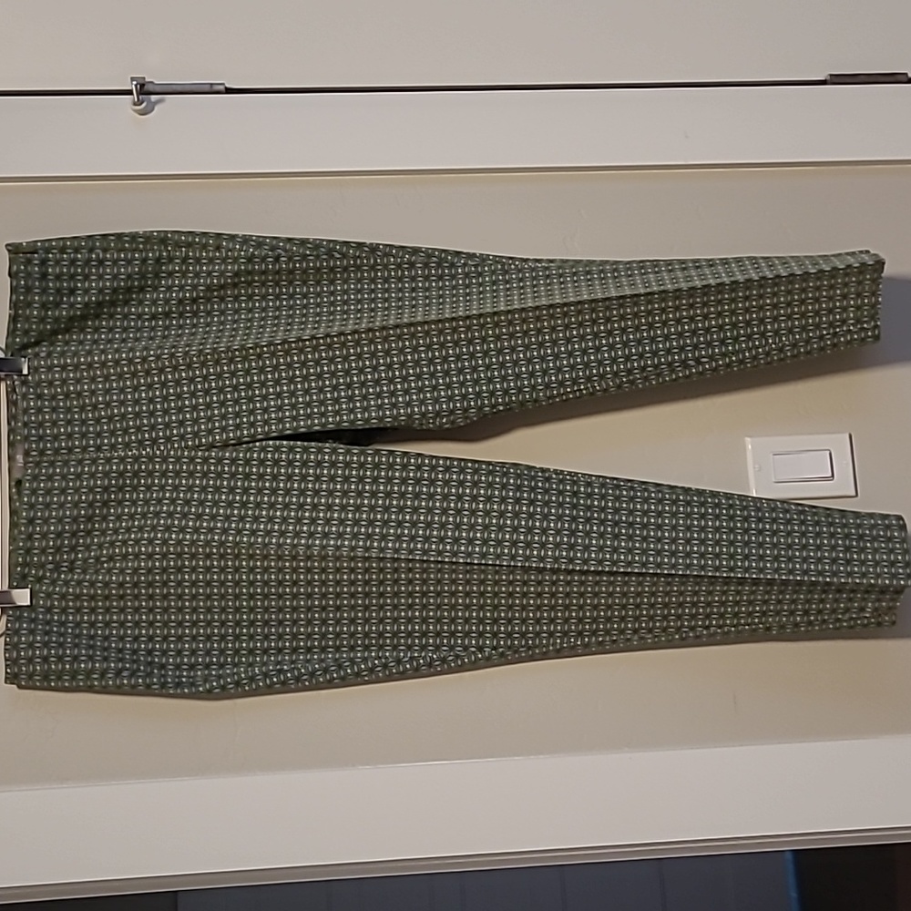 NWT. J Jill cropped pant